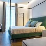 ゲストハウス Alcova In Centro 4*