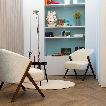 בית הארחה Alcova In Centro 4*